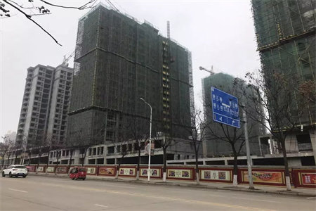 枫香小镇电梯洋房三楼带车位，附房，精装基本未住